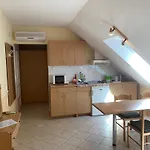 דירה Marianna Apartmanhaz *